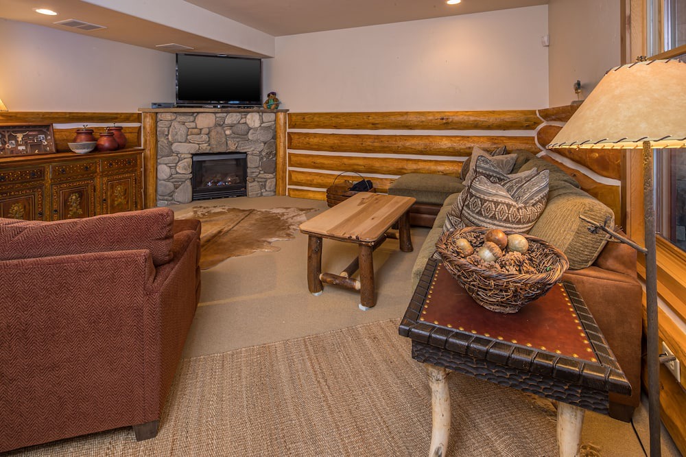 Photo of Livingroom in Powder Ridge