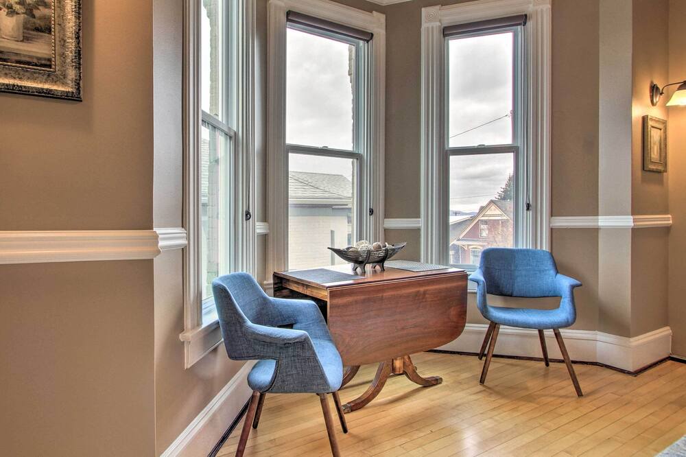 Photo of Livingroom in Butte