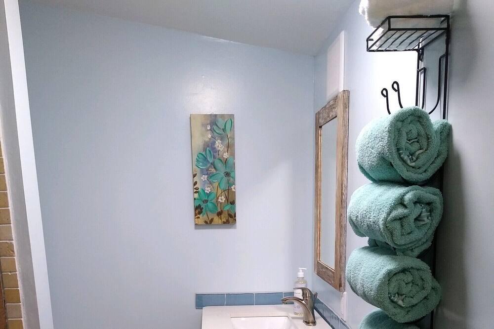 Photo of Bathroom in Marysville