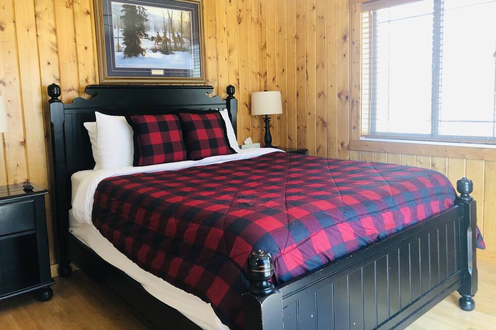 Photo of Bedroom in Carterville