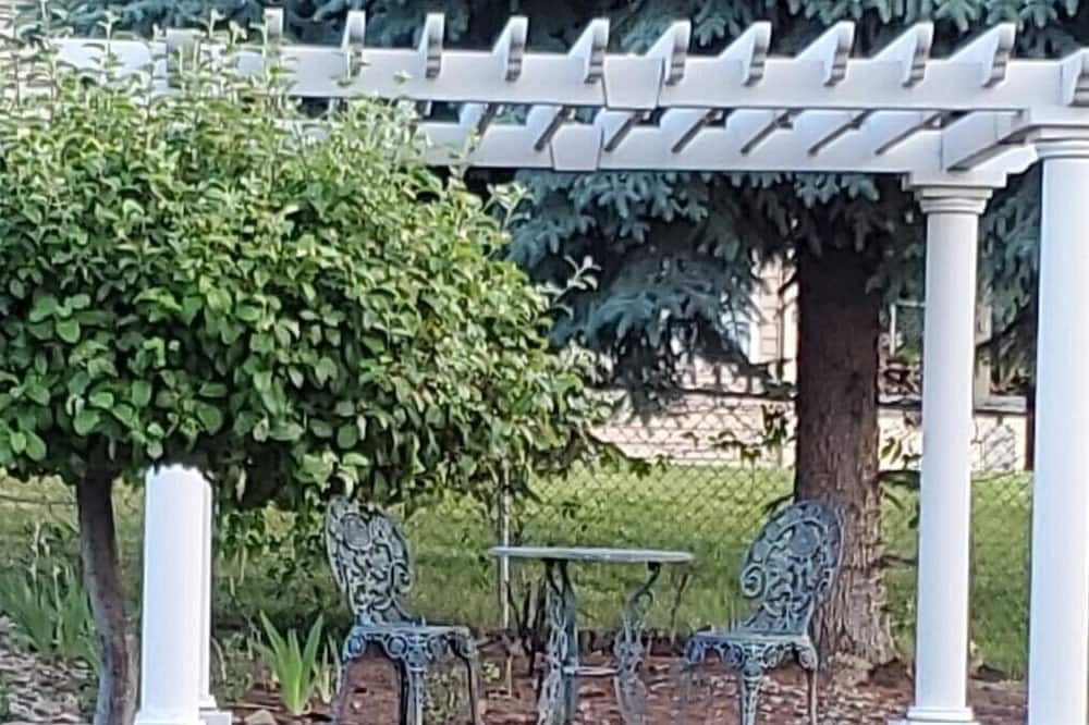 Photo of Outdoor in Miller Creek