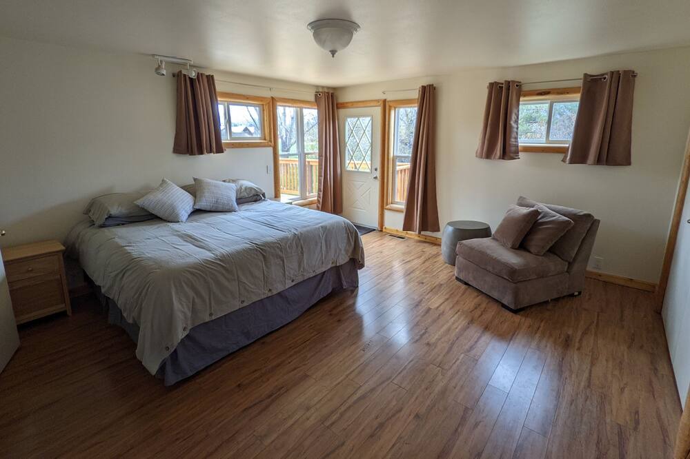 Photo of Bedroom in Grantsdale