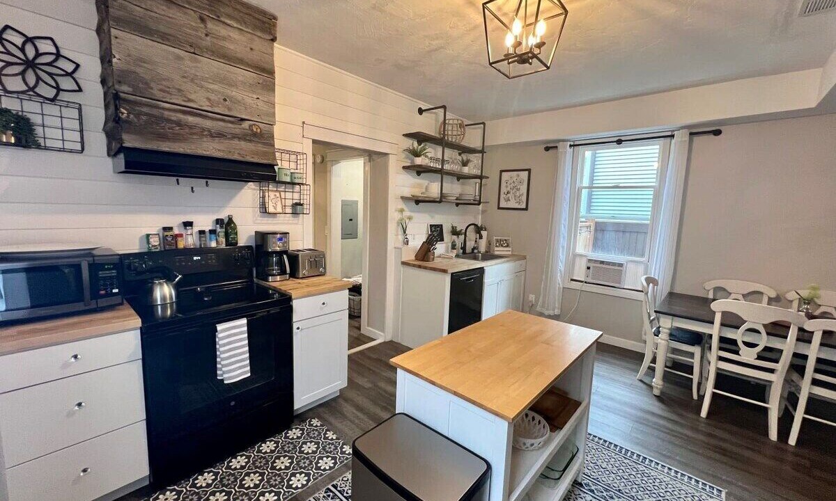 Photo of Kitchen in Helena