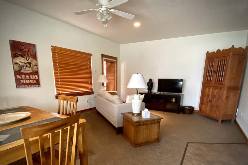 Photo of Bedroom in Darby