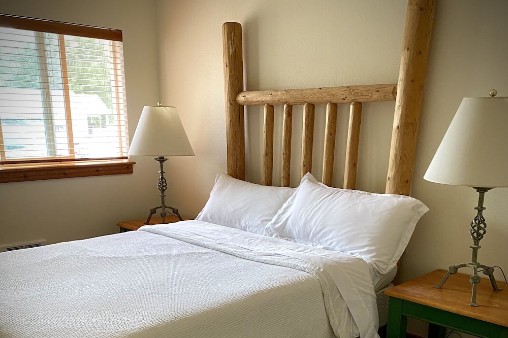 Photo of Bedroom in Darby