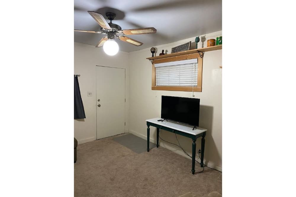 Photo of Bedroom in Winnett