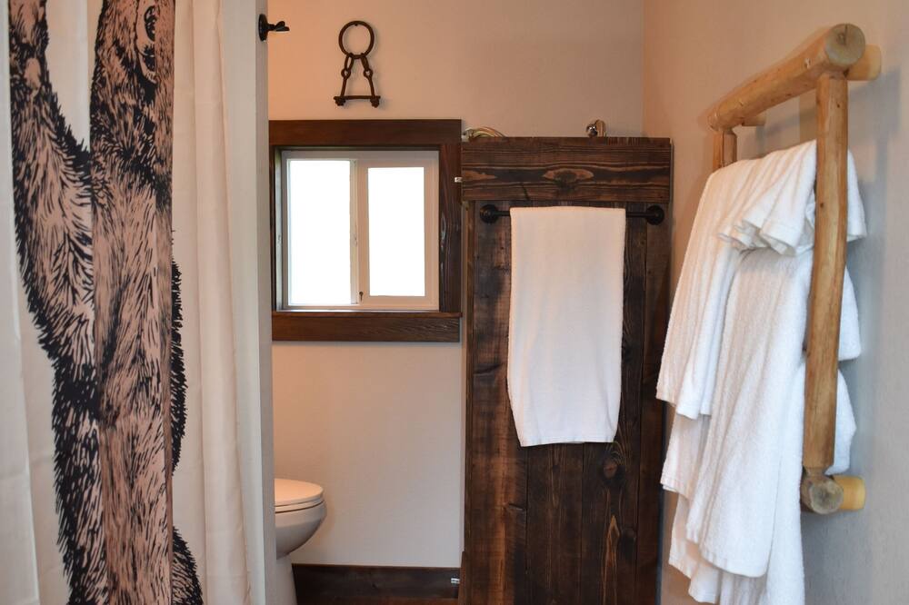 Photo of Bathroom in Ronan