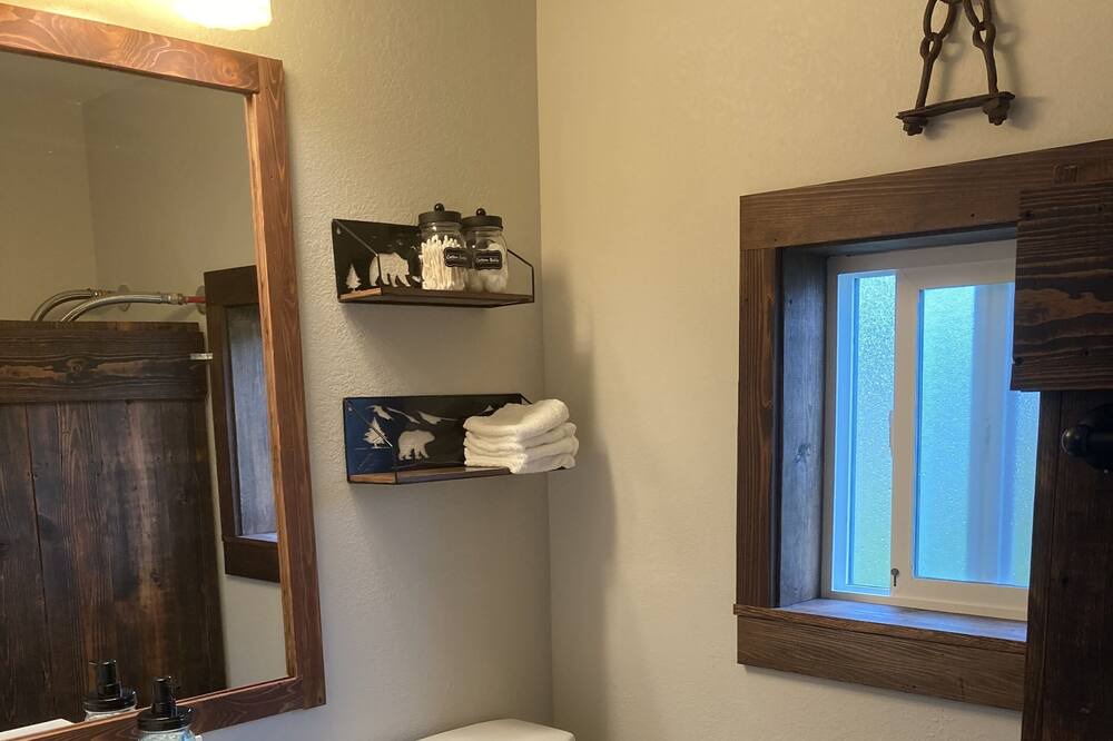 Photo of Bathroom in Ronan