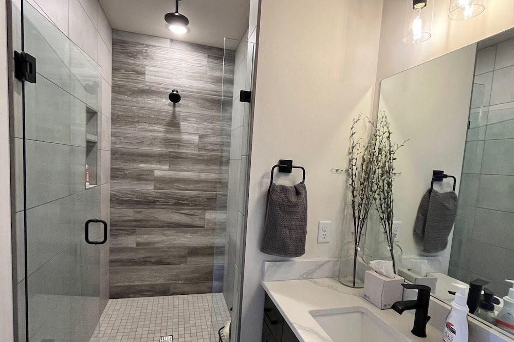 Photo of Bathroom in McAllister