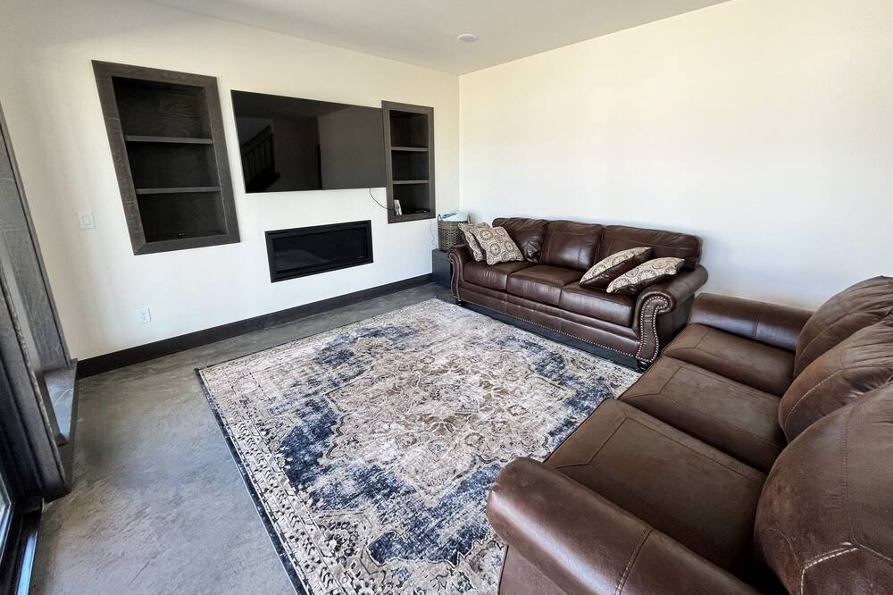 Photo of Livingroom in McAllister