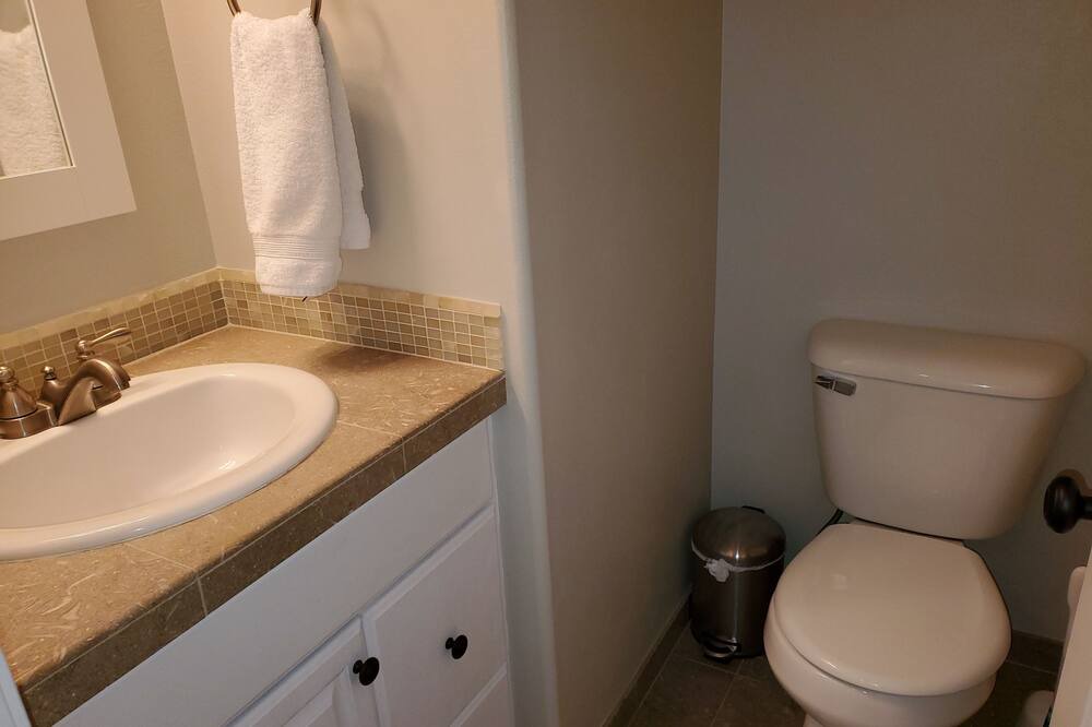 Photo of Bathroom in Riverfront
