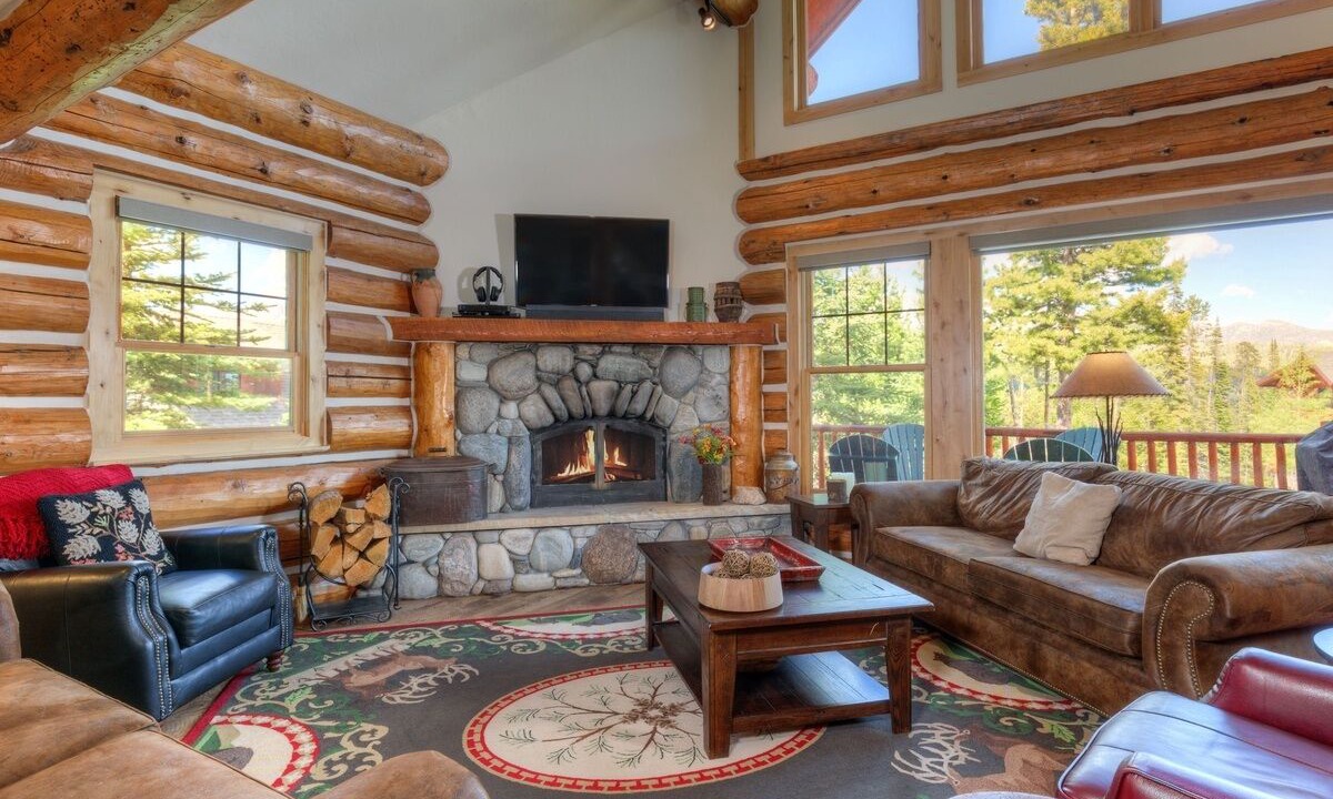 Photo of Livingroom in Powder Ridge