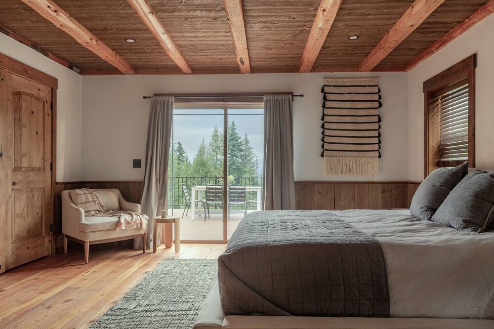 Photo of Bedroom in Marion