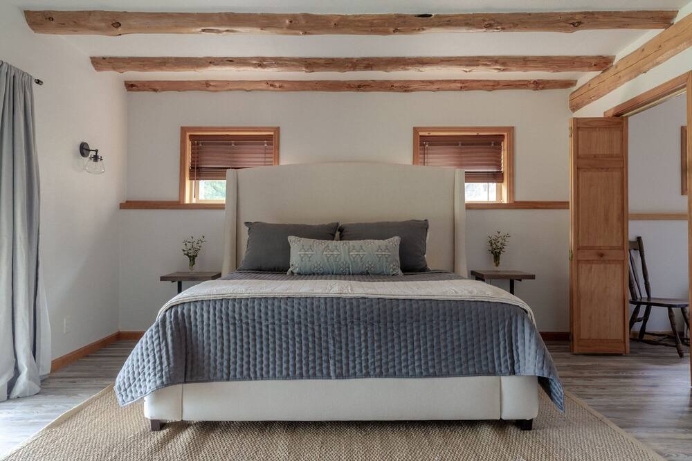 Photo of Bedroom in Marion