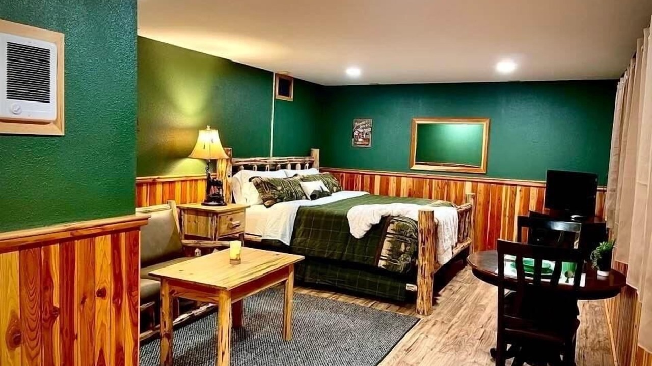 Photo of Bedroom in Thompson Falls