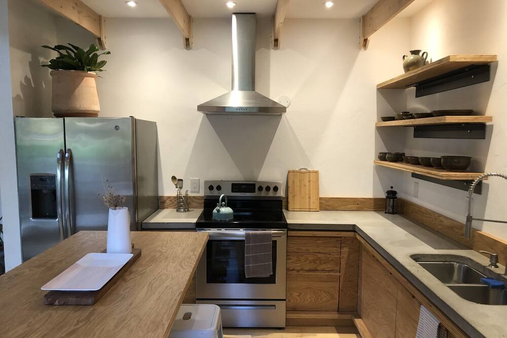 Photo of Kitchen in Westside