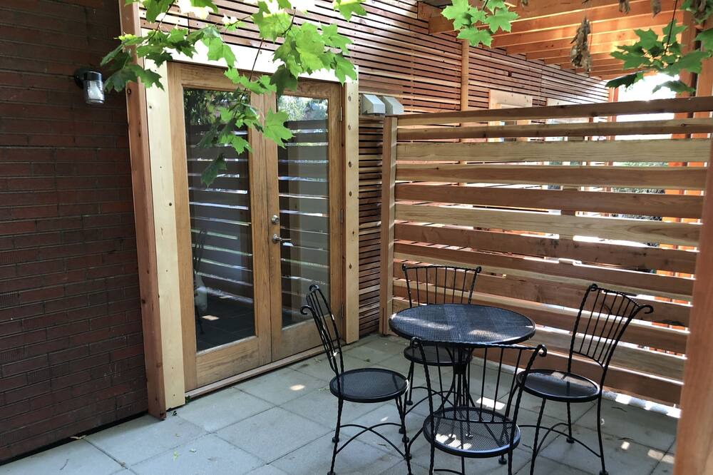 Photo of Outdoor in Westside