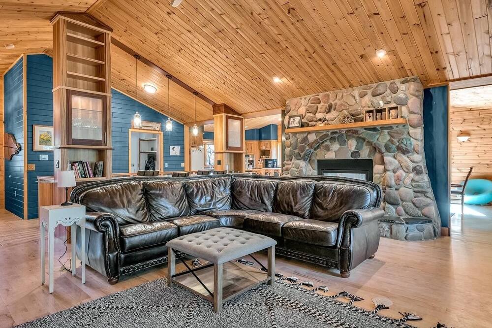 Photo of Livingroom in Greenough
