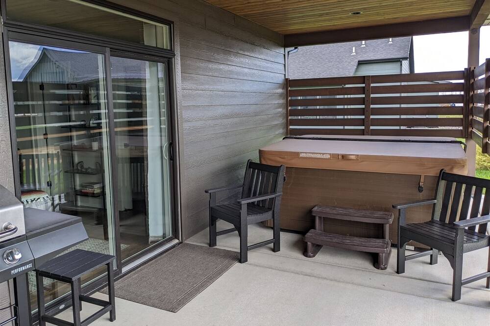 Photo of Patio Balcony in Red Lodge