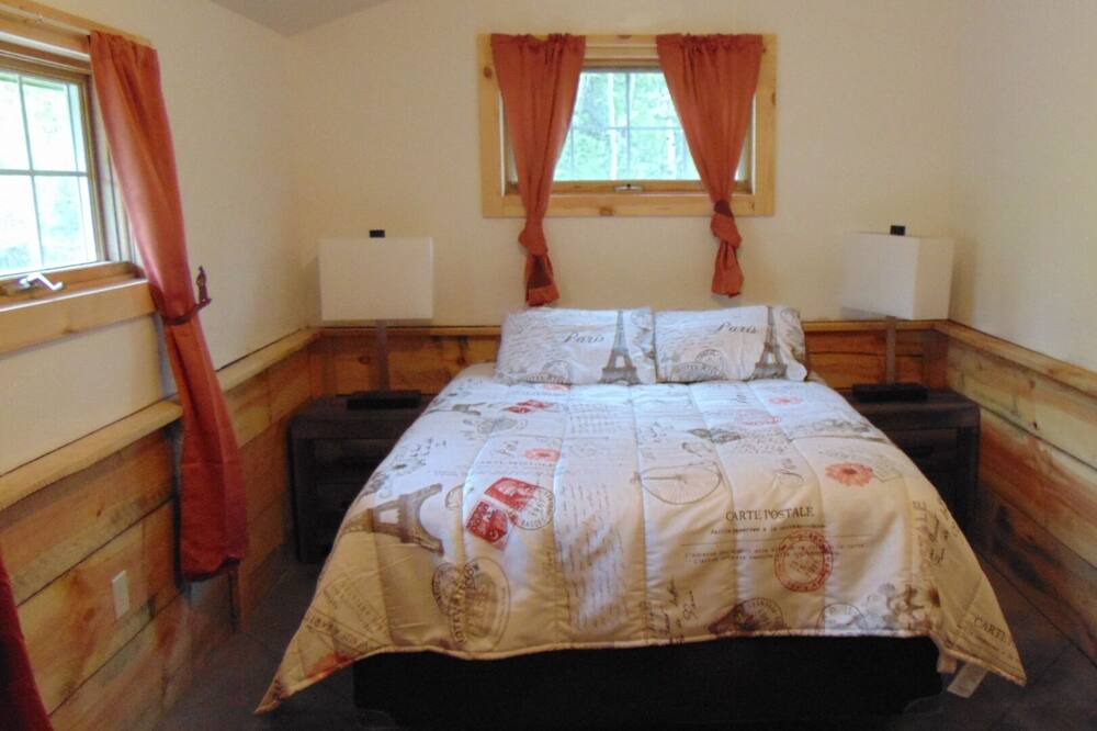 Photo of Bedroom in East Glacier Park Village