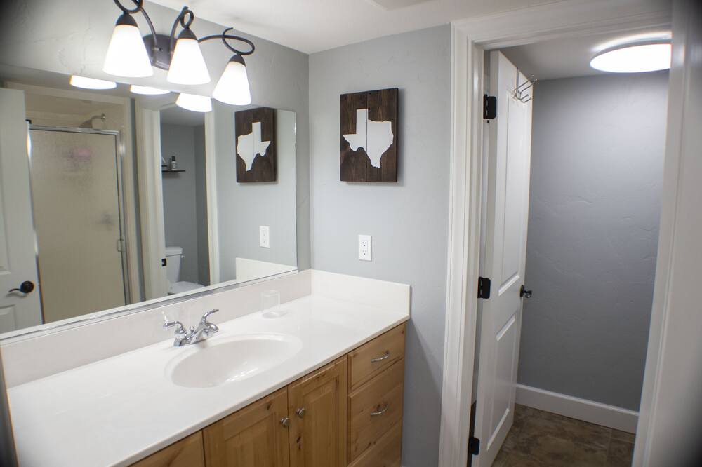 Photo of Bathroom in North Logan
