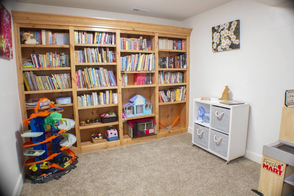 Photo of Bedroom in North Logan