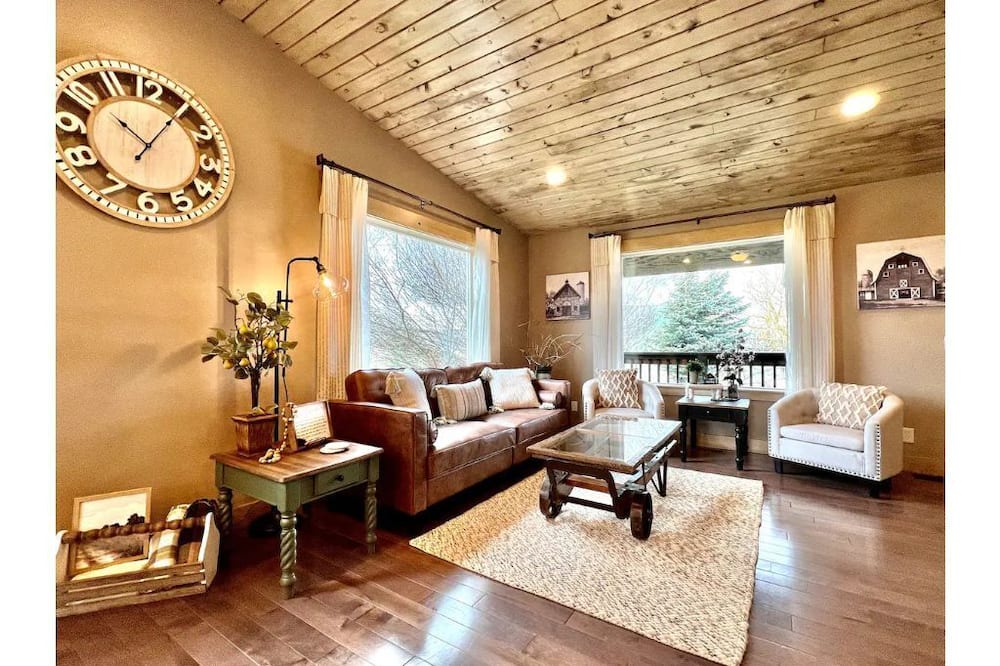 Photo of Livingroom in Star Valley Ranch