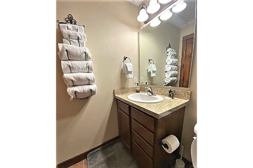Photo of Bathroom in Bozeman