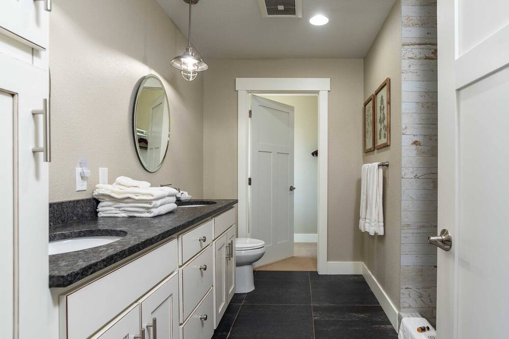 Photo of Bathroom in Nisswa