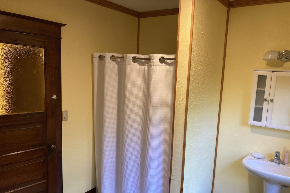 Photo of Bathroom in Glasgow