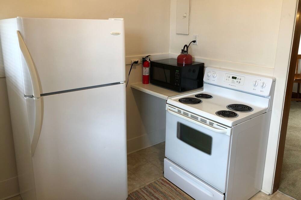 Photo of Kitchen in Deer Lodge