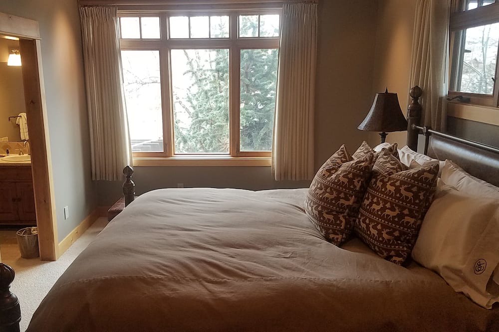 Photo of Bedroom in Three Forks