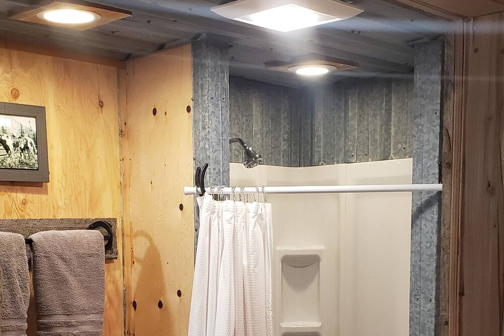 Photo of Bathroom in Ronan
