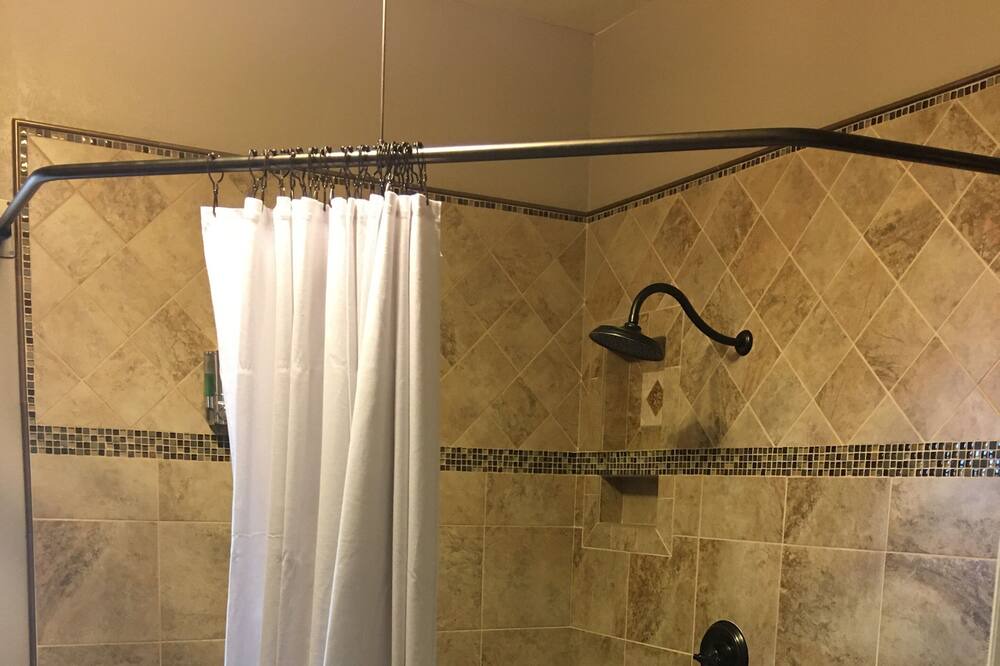 Photo of Bathroom in Deer Lodge
