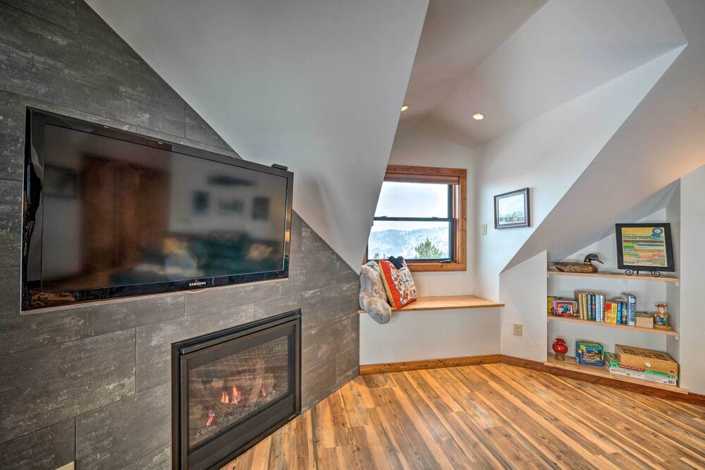 Photo of Livingroom in Bozeman