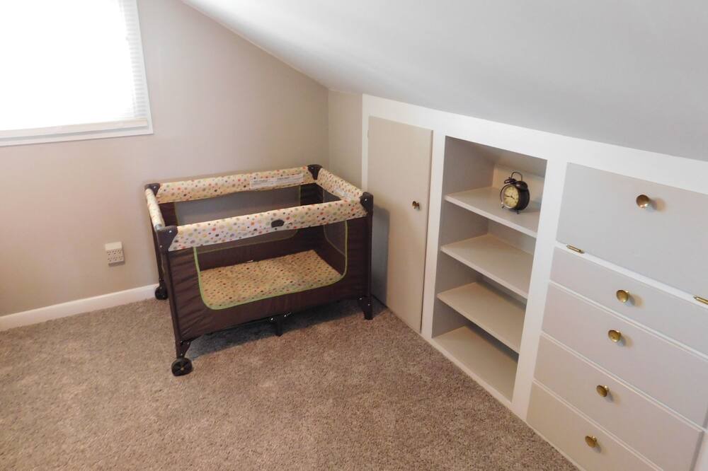 Photo of Bedroom in Deer Lodge