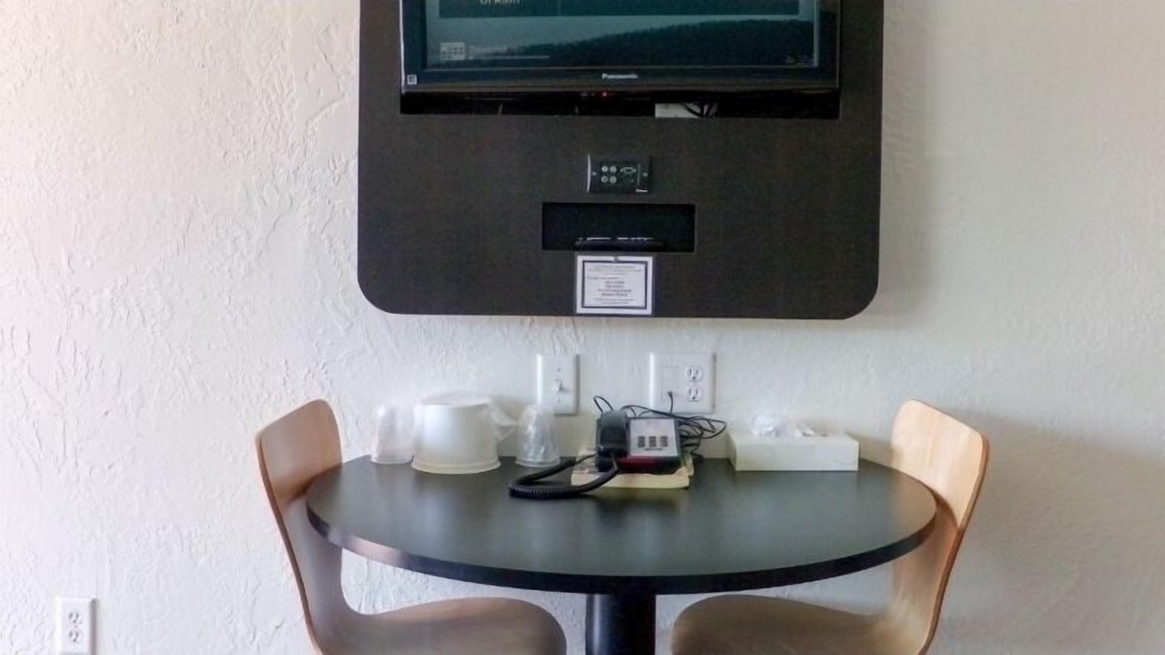 Photo of Livingroom in Heart of Missoula