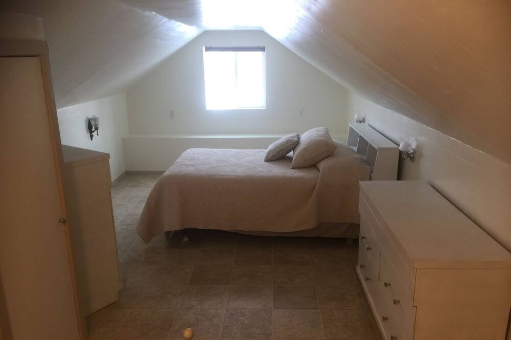 Photo of Bedroom in Billings