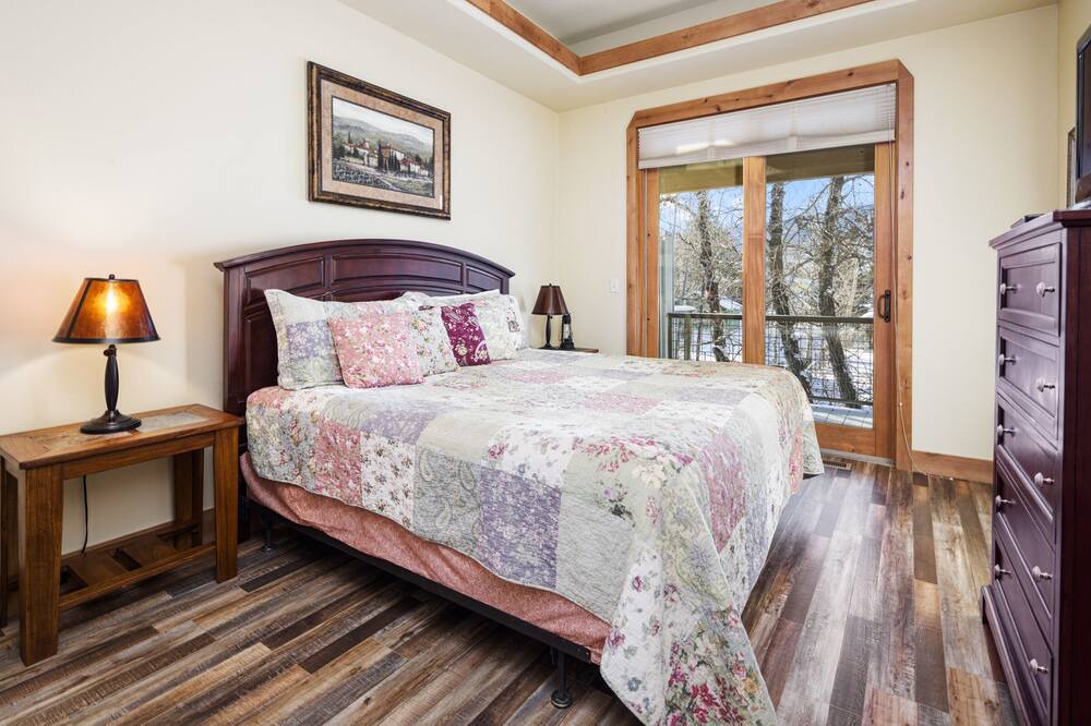 Photo of Bedroom in Red Lodge