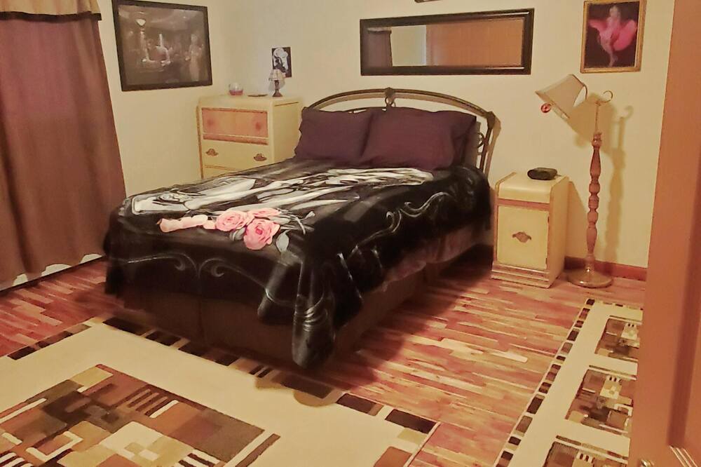 Photo of Bedroom in Lewistown