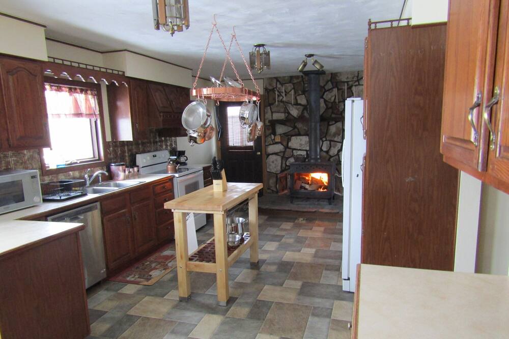 Photo of Kitchen in Lewistown