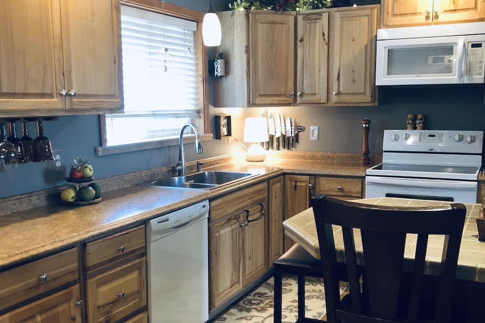 Photo of Kitchen in Benton City