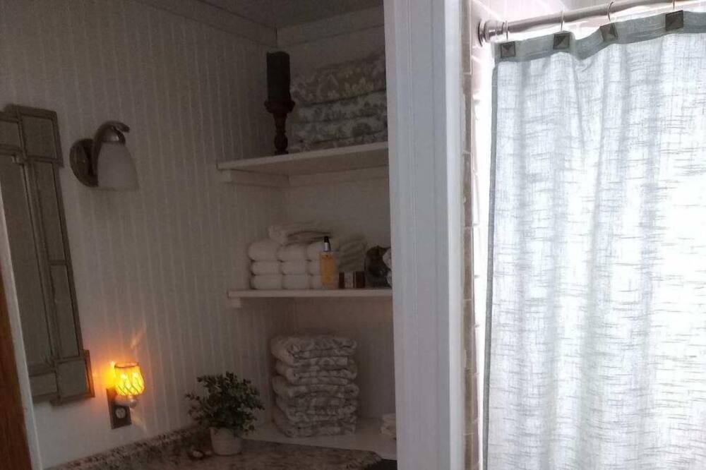 Photo of Kitchen in Benton City