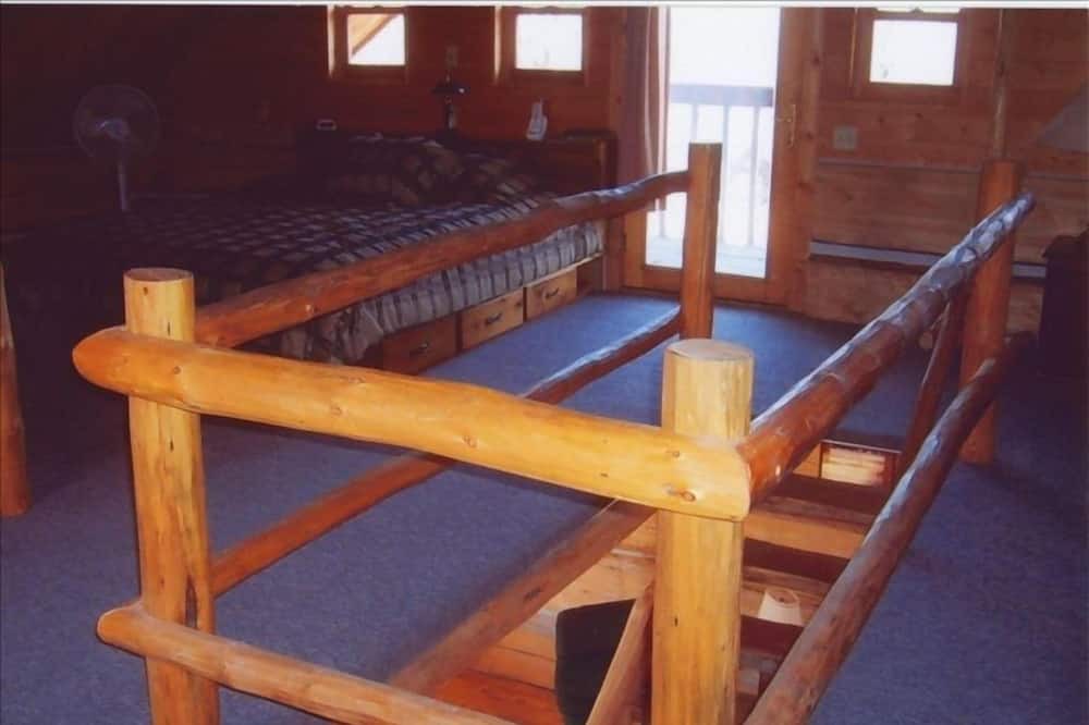 Photo of Others in Silver Star
