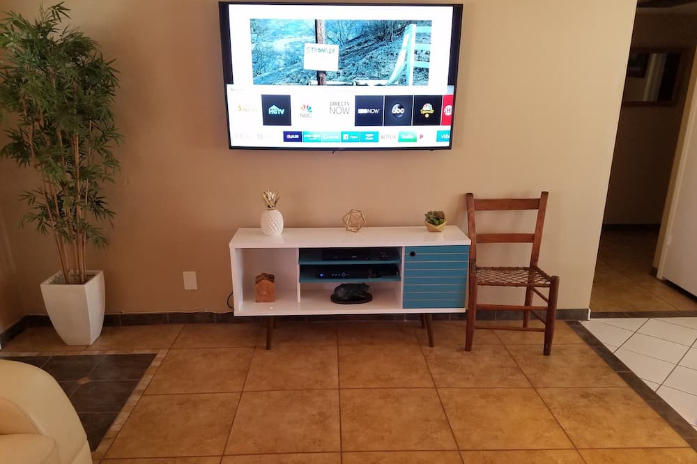 Photo of Livingroom in Mesa Grande