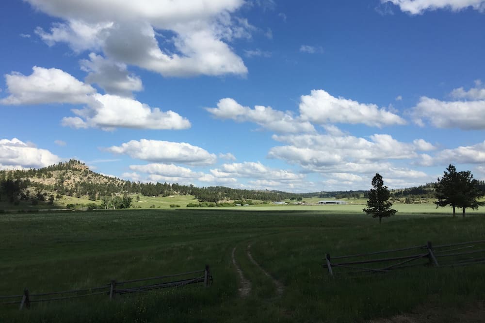 Photo of Outdoor in Roundup
