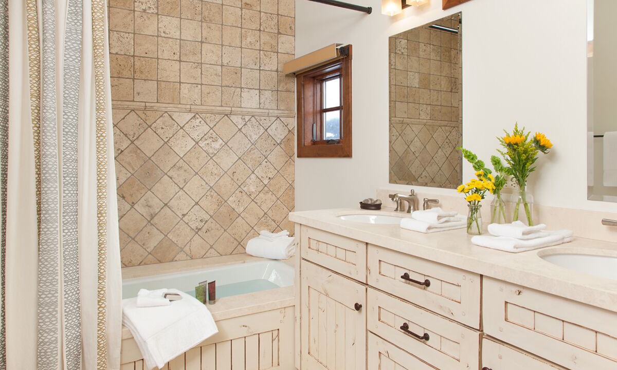 Photo of Bathroom in Teton Village