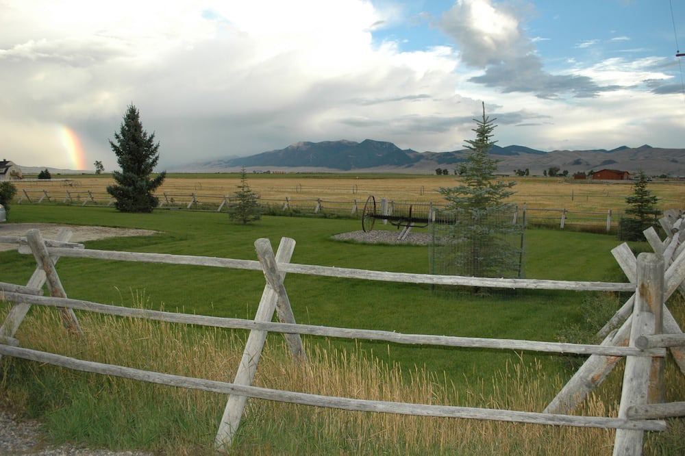 Photo of Others in Dillon