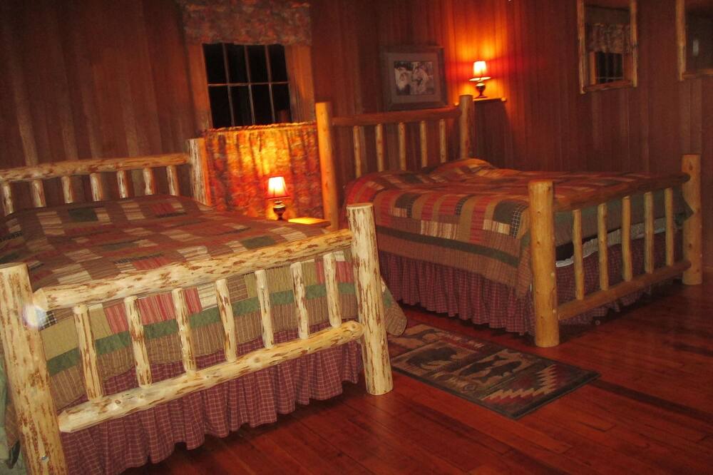 Photo of Bedroom in Drummond