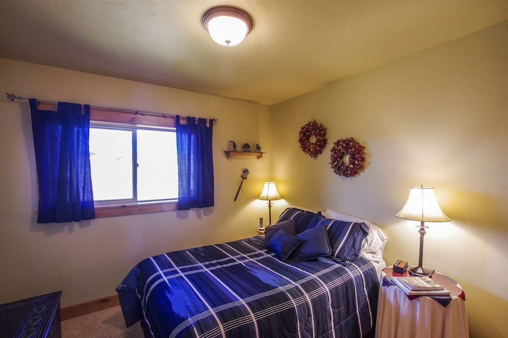 Photo of Bedroom in Alder